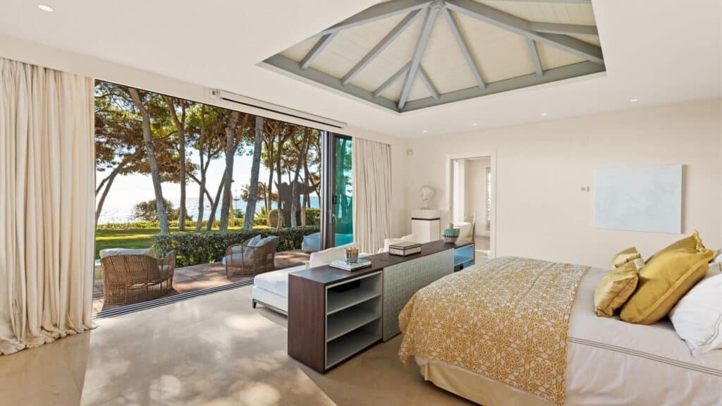 Villa El Rincón terrace with sea views, Marbella Golden Mile
